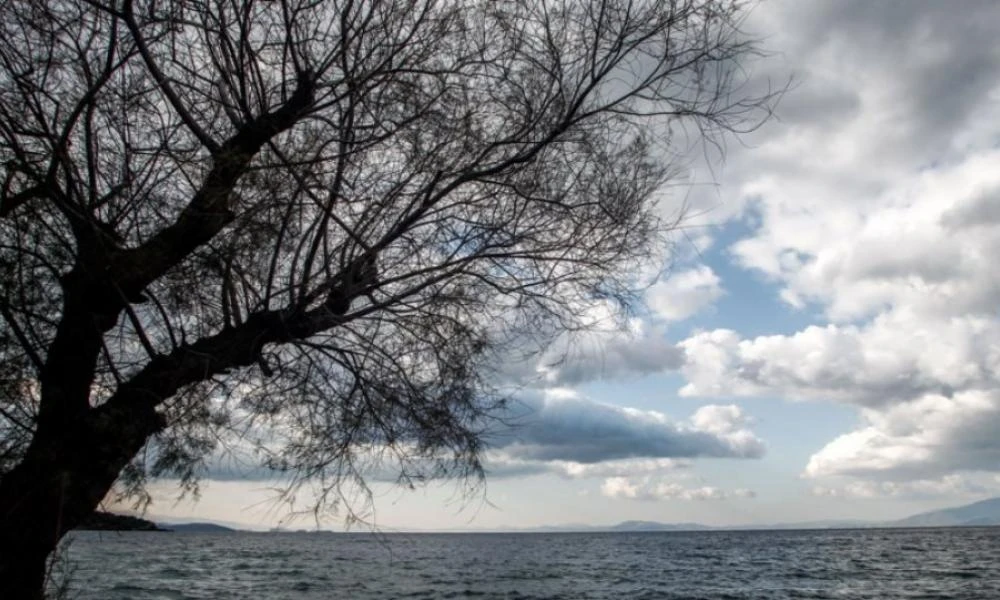 Καιρός: Βροχές και νεφώσεις το Σάββατο – Η πρόγνωση του Γιάννη Καλλιάνου (βίντεο)